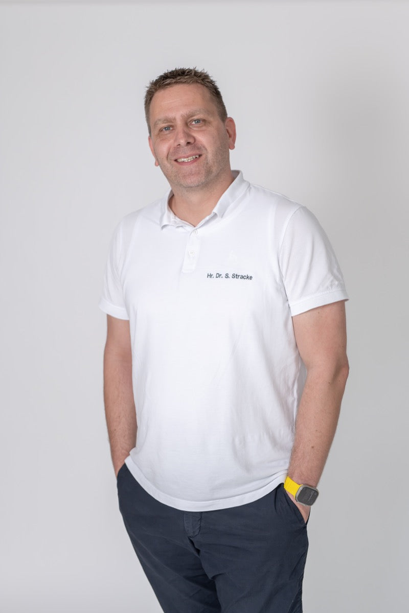 Dr. med. Siegbert Stracke, MBA